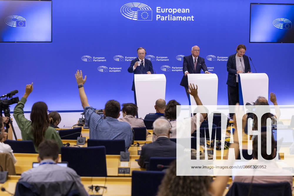 Vivas Speaks Before the European Parliament The president of Ceuta, Juan José Vivas, and Javier Zarzalejos, a PP Member of the European Parliament and Chair of the EP’s Committee on Civil Liberties, Justice, and Home Affairs (LIBE), hold a press conference at the European Parliament on September 8, 2026, in Brussels, Belgium. The President of Ceuta, Juan Vivas, is in Brussels to call on the European Union for support in the face of the migration crisis. He has requested a permanent deployment of Frontex and emergency funds after meeting with various EU leaders. SEPTEMBER 8, 2026 Nicolas Maeterlinck Spain