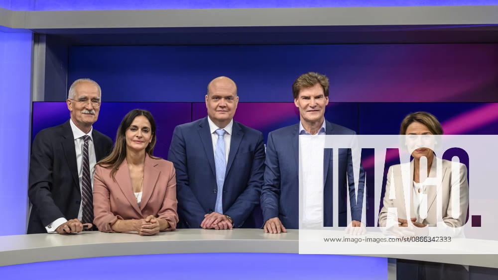 From left: Sergej Lochthofen, journalist; Iris Sayram, ARD Capital Studio; Robin Alexander, journalist and podcaster; Carsten Maschmeyer, entrepreneur, with Sandra Maischberger, GER, Berlin, studio, guest on *Maischberger*, political talk show, TV, program, hosted by Sandra Maischberger, Das Erste, from Adlershof, Am Studio 20, September 8, 2026,