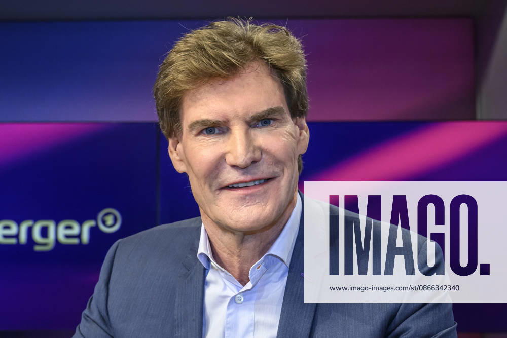 From left: Carsten Maschmeyer, entrepreneur, GER, Berlin, studio, guest on *Maischberger*, political talk show, TV, program, with host Sandra Maischberger, Das Erste, from Adlershof, Am Studio 20, September 8, 2026,