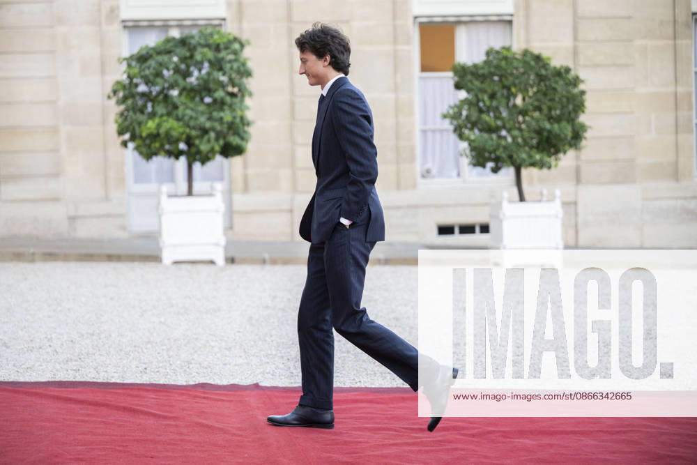 French State dinner for South Korea s President - Paris Watch Director at Louis Vuitton Jean Arnault arrives for a State dinner organised by France s President Emmanuel Macron for South Korea s President Lee Jae Myung at the Elysee Presidential Palace, in Paris on September 8, 2026.Photo by Eliot Blondet ABACAPRESS.COM Paris France France