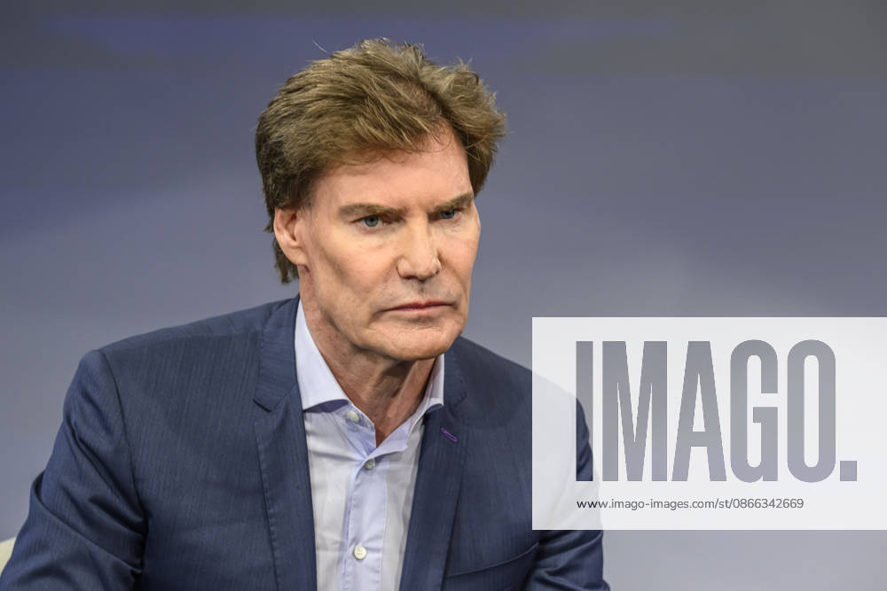 From left: Carsten Maschmeyer, entrepreneur, GER, Berlin, Studio, guest on *Maischberger*, political talk show, TV, program, with host Sandra Maischberger, Das Erste, from Adlershof, Am Studio 20, September 8, 2026,