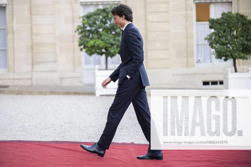 French State dinner for South Korea s President - Paris Watch Director at Louis Vuitton Jean Arnault arrives for a State dinner organised by France s President Emmanuel Macron for South Korea s President Lee Jae Myung at the Elysee Presidential Palace, in Paris on September 8, 2026.Photo by Eliot Blondet ABACAPRESS.COM Paris France France