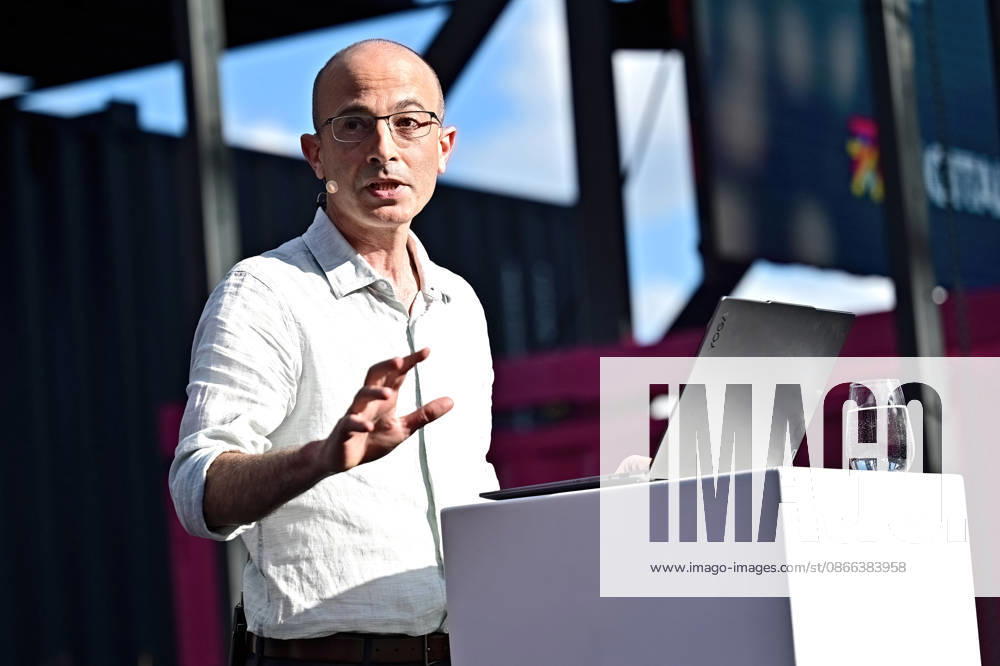DIGITAL X 2026: Prof. Yuval Noah Harari at DIGITAL X on September 8, 2026, in Cologne 20260908MWI149075