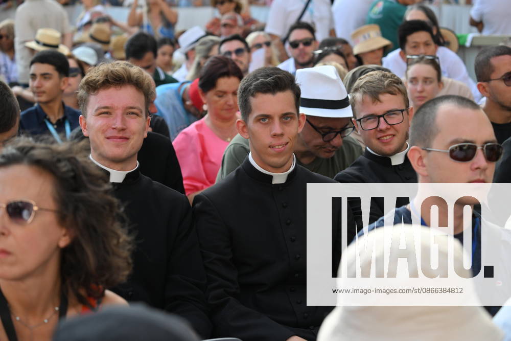 IPA88303359 - Italy, Rome, Vatican, September 9, 2026: Pope Leo XVI’s General Audience in St. Peter’s Square Photograph by ALESSIA GIULIANI Catholic Press Photo. RESTRICTED TO EDITORIAL USE—NO MARKETING—NO ADVERTISING CAMPAIGNS.