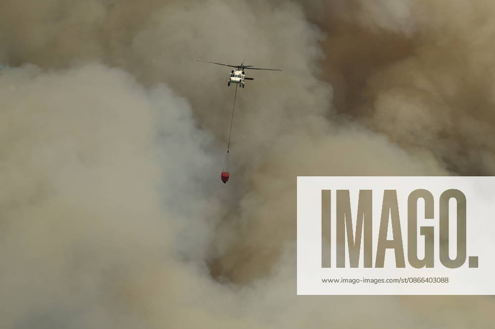 Firefighting efforts continue against wildfire in Turkiye s Antalya ANTALYA, TURKIYE - SEPTEMBER 09: A firefighting aircraft drops water over a wildfire that broke out in a forested area in Antalya s Aksu and Kepez districts on the evening of September 07 and spread across a wide area, as firefighting efforts continue from the air and on the ground in Antalya, Turkiye, on September 09, 2026. Orhan Cicek Anadolu Antalya Turkey. Editorial use only. Please get in touch for any other usage.
