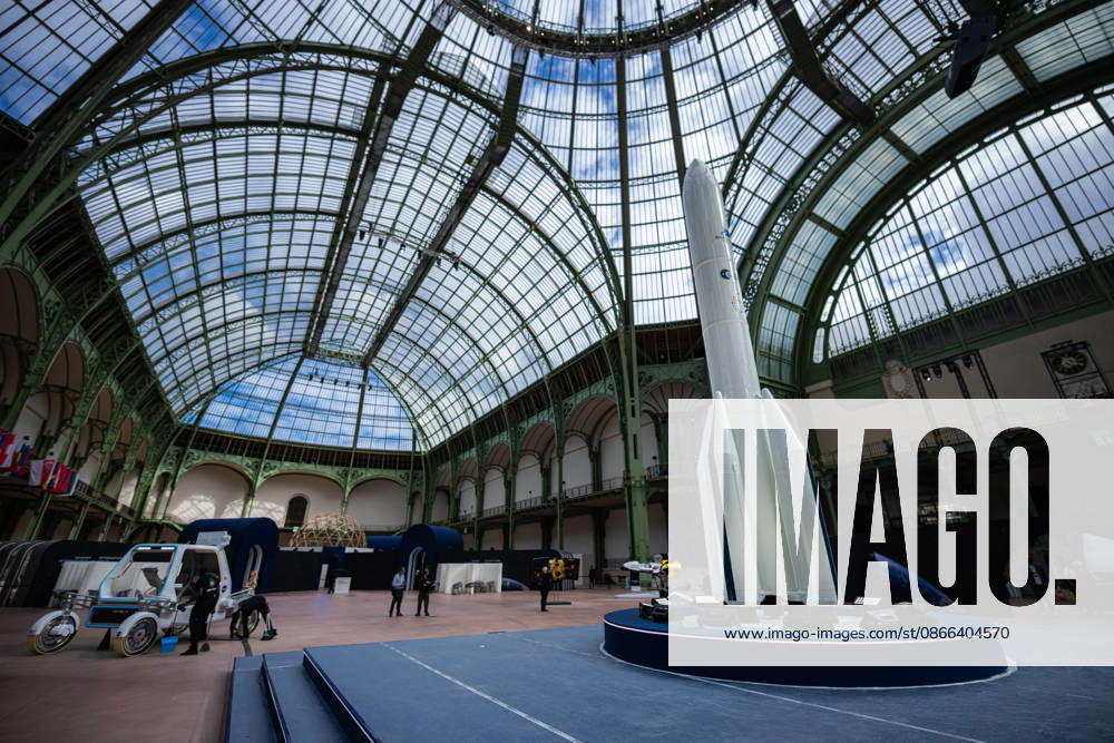 International Space Summit in Paris Aurelien Morissard MAXPPP MAXPPP Paris September 9, 2026 A miniature model of an ESA-Arianespace rocket is on display at the Grand Palais ahead of the opening of a two-day International Space Summit in Paris, France, Wednesday, September 9, 2026 Aurelien Morissard MAXPPP Paris, France