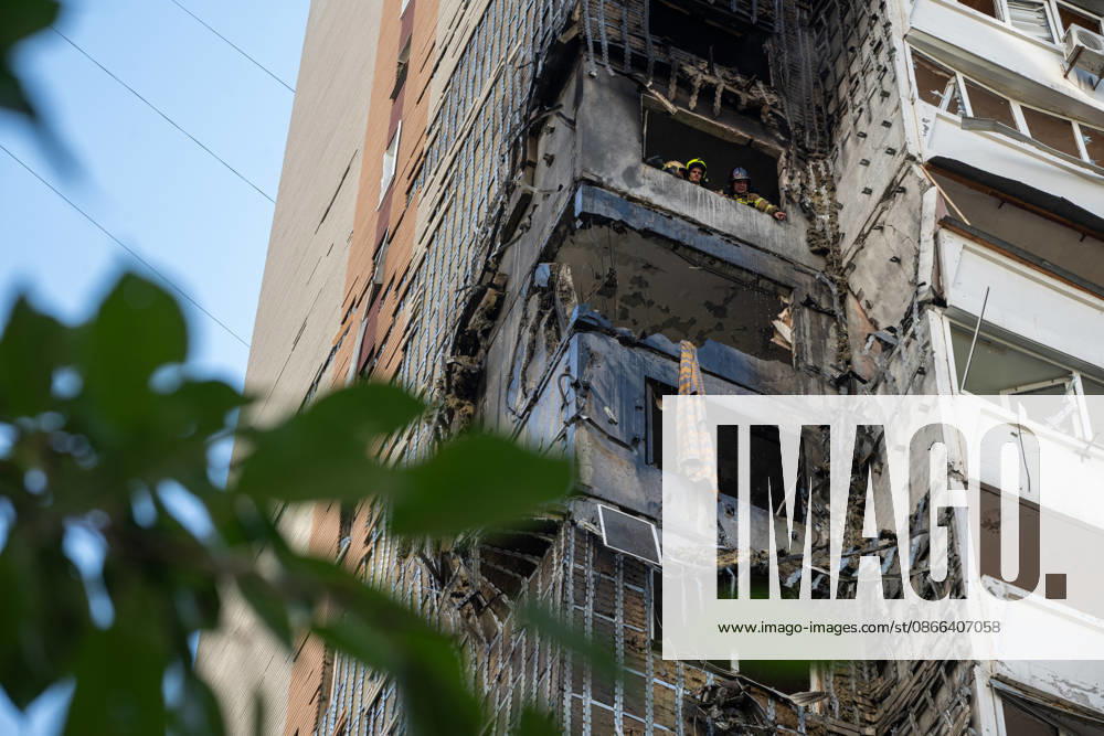 A 24-storey apartment block is damaged by a Russian attack in the Darnytskyi district of Kyiv, Ukraine, September 9, 2026. On Wednesday morning, September 9, a Russian drone hit the 24-storey building on the 12th floor. According to police, five people were injured, including a pregnant woman. (Photo by Danylo Antoniuk Ukrinform) Apartment block hit by Russian drone in Kyiv