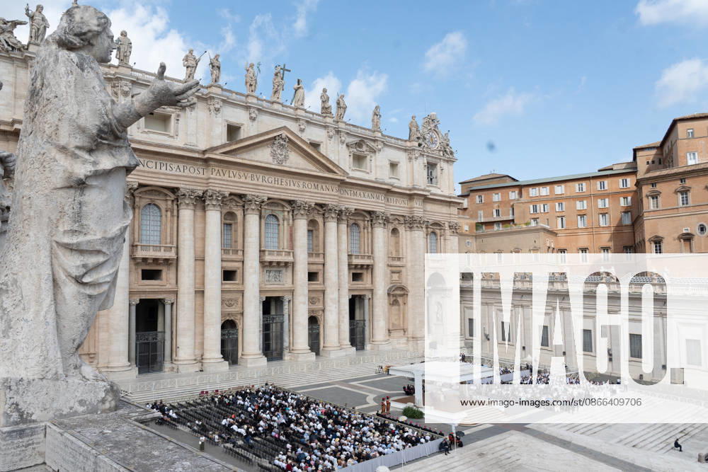Pope Leo XIV At Weekly General Audience - Vatican City His Holiness Pope Leo XIV attends the weekly general audience at St Peter s Square in Vatican City, Vatican City on September 9, 2026. Photo by Andrea Bracaglia ABACAPRESS.COM Vatican Vatican City Vatican (or Holy See)