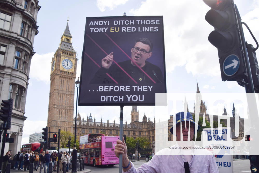 A protester calls on Prime Minister Andy Burnham to ditch the Tory EU red lines during the weekly anti-Brexit and pro-EU protest in Parliament Square. London United Kingdom - ZUMAv130 20260909_zip_v130_039
