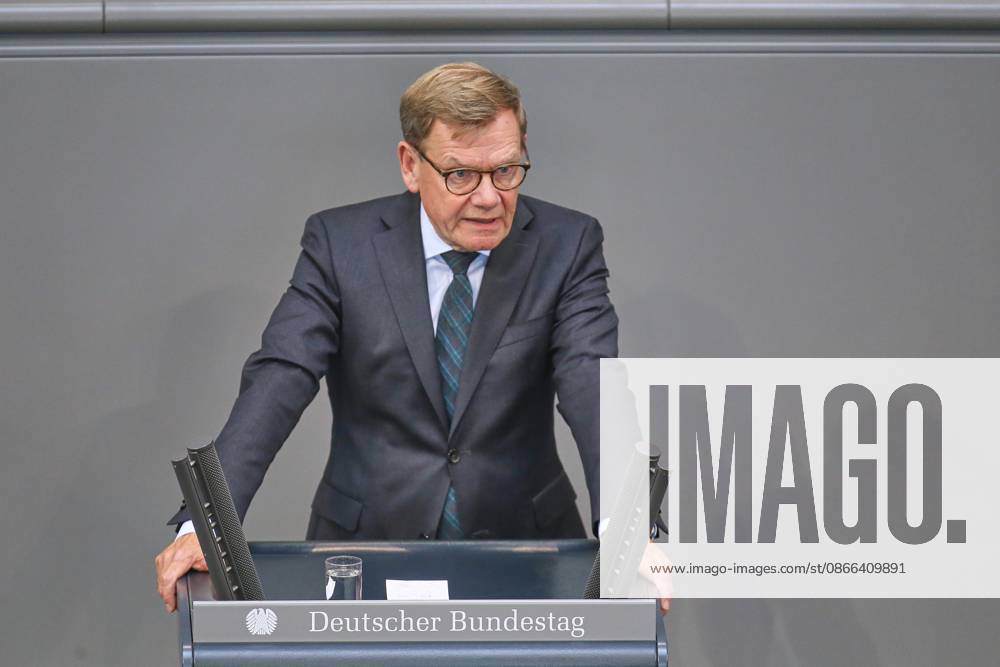 German Bundestag 92nd Session of the Bundestag Budget Week Federal Minister of Foreign Affairs Johann Wadephul, CDU