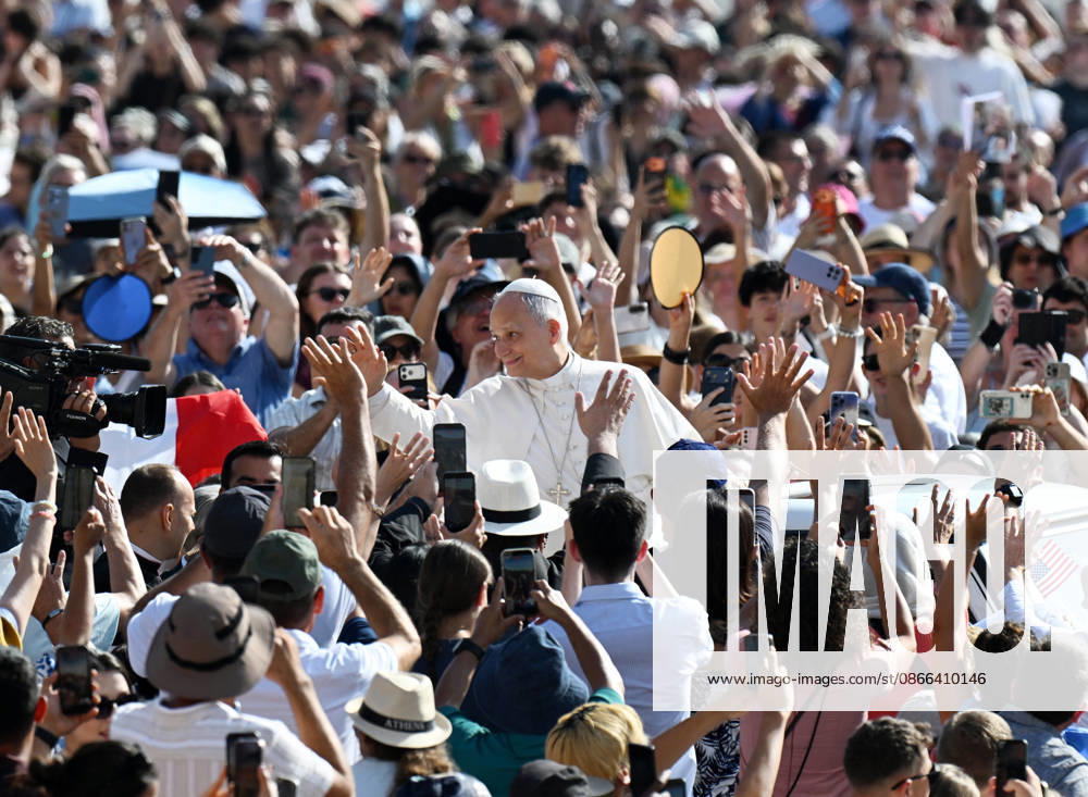 Pope Leo XIV leads The General Audience - Vatican Pope Leo XIV attends the weekly general audience in Saint Peter’s square, Vatican on September 9, 2026. Photo by Eric Vandeville ABACAPRESS.COM Rome Vatican (or Holy See)