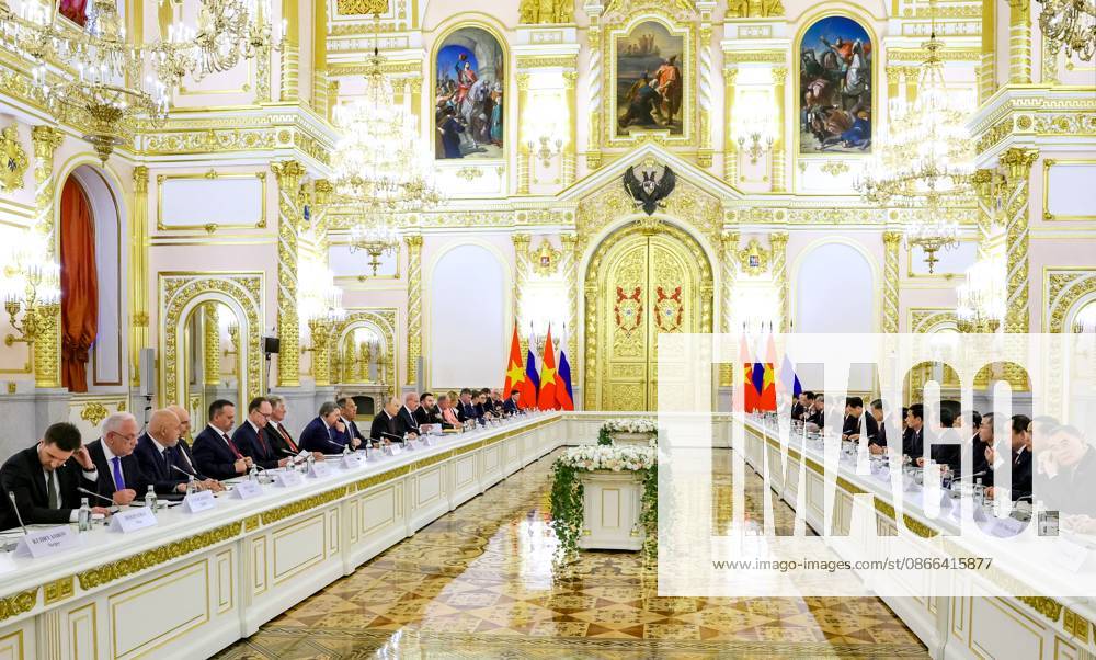 Russia Vietnam 9239539 09.09.2026 Russian President Vladimir Putin and Vietnamese President To Lam attend an expanded format meeting at the Kremlin in Moscow, Russia. Mikhail Metzel Sputnik Moscow Russia