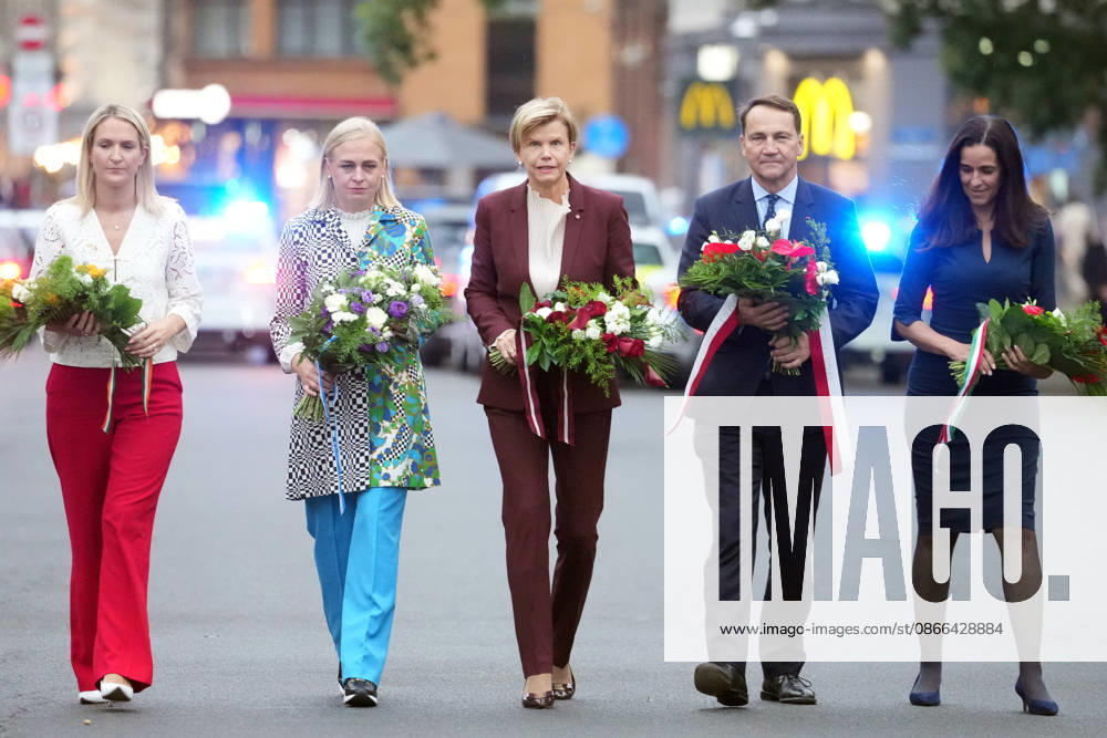 Minister for Foreign Affairs and Trade of Ireland HELEN MCENTEE (L), Minister for Foreign Affairs of Finland ELINA VALTONEN, Minister of Foreign Affairs of Latvia BAIBA BRAA½E, Minister of Foreign Affairs of Poland RADOSAÂAW TOMASZ SIKORSKI and Minister of Foreign Affairs of Hungary ANITA ORBoÂN take part in a wreath laying ceremony at the Independence Stella monument in Riga, Latvia, Sept. 09, 2026. Riga Latvia - ZUMAp305 20260909_zip_p305_005