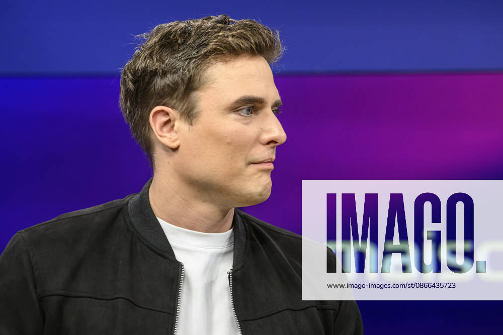 Pictured, from left: Constantin Schreiber, Axel Springer, GER, Berlin, studio, guest on Maischberger, political talk show, TV, program, with host Sandra Maischberger, Das Erste, from Adlershof, Studio 20, September 9, 2026,
