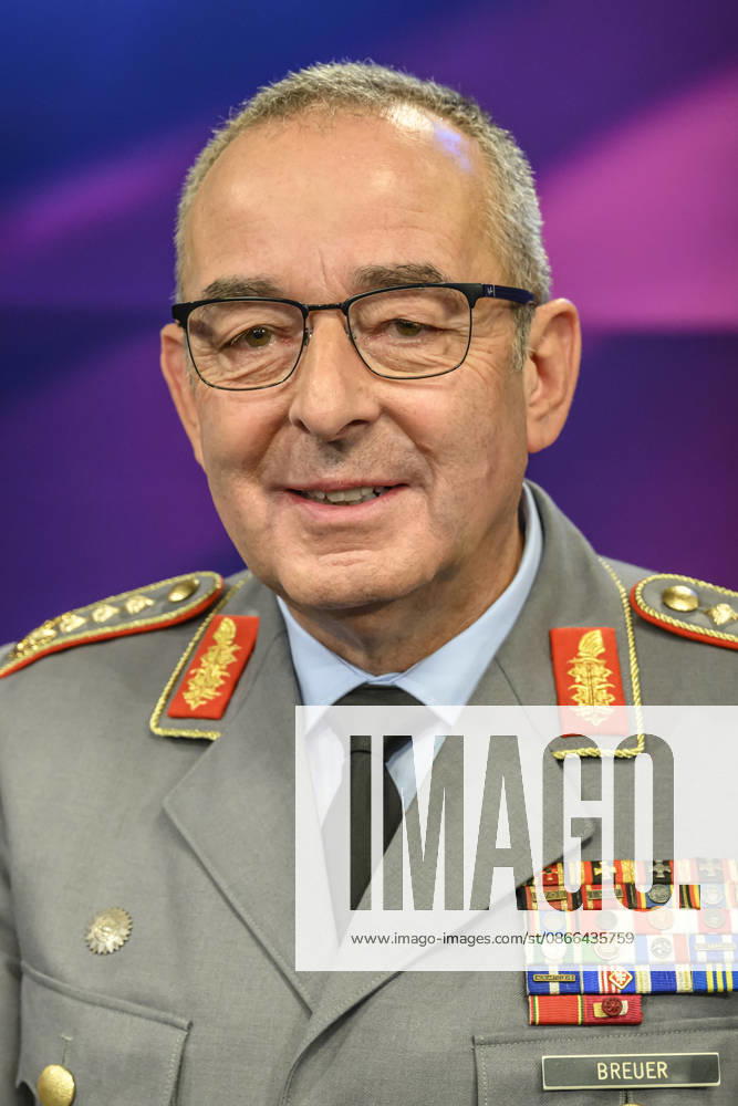 Pictured, from left: Carsten Breuer, Inspector General of the Bundeswehr, Germany, Berlin, studio, guest on Maischberger, political talk show, TV, program, with host Sandra Maischberger, Das Erste, from Studio 20 in Adlershof, September 9, 2026,