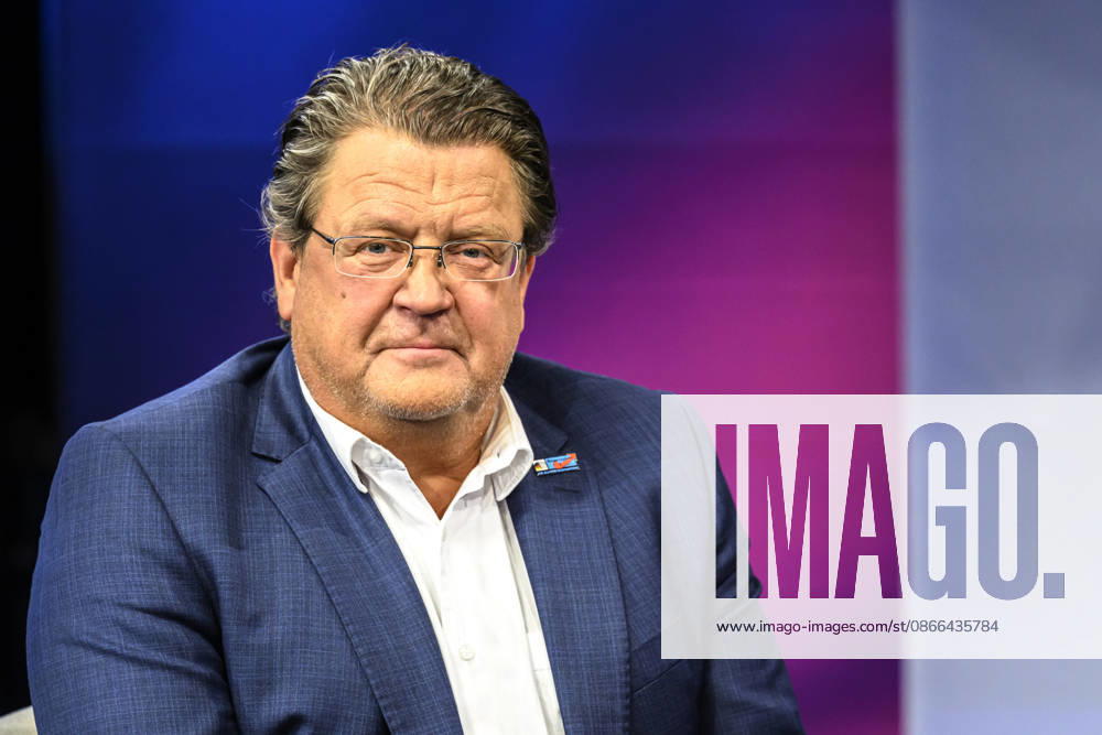 Pictured, from left: Stephan Brandner, AfD member of the Legal Affairs Committee, GER, Berlin, studio, guest on Maischberger, political talk show, TV, program, with host Sandra Maischberger, Das Erste, from Adlershof Am Studio 20, September 9, 2026,