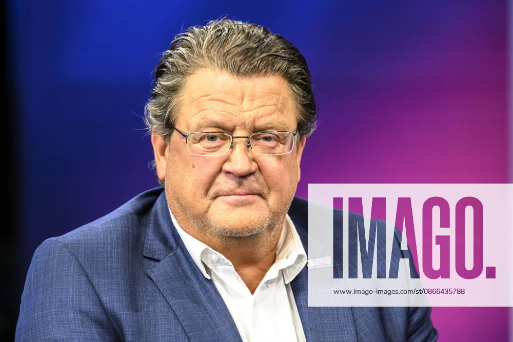 Pictured, from left: Stephan Brandner, AfD member of the Legal Affairs Committee, GER, Berlin, studio, guest on Maischberger, political talk show, TV, program, with host Sandra Maischberger, Das Erste, from Adlershof Am Studio 20, September 9, 2026,