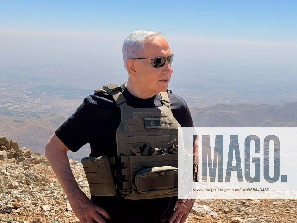 Israeli Prime Minister Netanyahu visits Mount Hermon area GOLAN HEIGHTS, SYRIA - SEPTEMBER 9: (---- - MANDATORY CREDIT - ISRAELI PRIME MINISTER S OFFICE HANDOUT - NO MARKETING NO ADVERTISING CAMPAIGNS - DISTRIBUTED AS A SERVICE TO CLIENTS----) Israeli Prime Minister Benjamin Netanyahu and Israeli Defense Minister Israel Katz (not seen) visit Israeli troops in the Mount Hermon (Jabal al-Sheikh) area near the Syrian Golan Heights in Syria, on September 9, 2026. Israeli Prime Minister s Office Handout Anadolu Golan Heights Syria. Editorial use only. Please get in touch for any other usage.