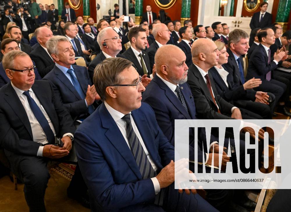 Russia Vietnam 9239784 09.09.2026 Members of Russia s delegation listen to Russian President Vladimir Putin and Vietnamese President To Lam make statements to the press following their meeting at the Kremlin in Moscow, Russia. Alexey Maishev Sputnik Moscow Russia