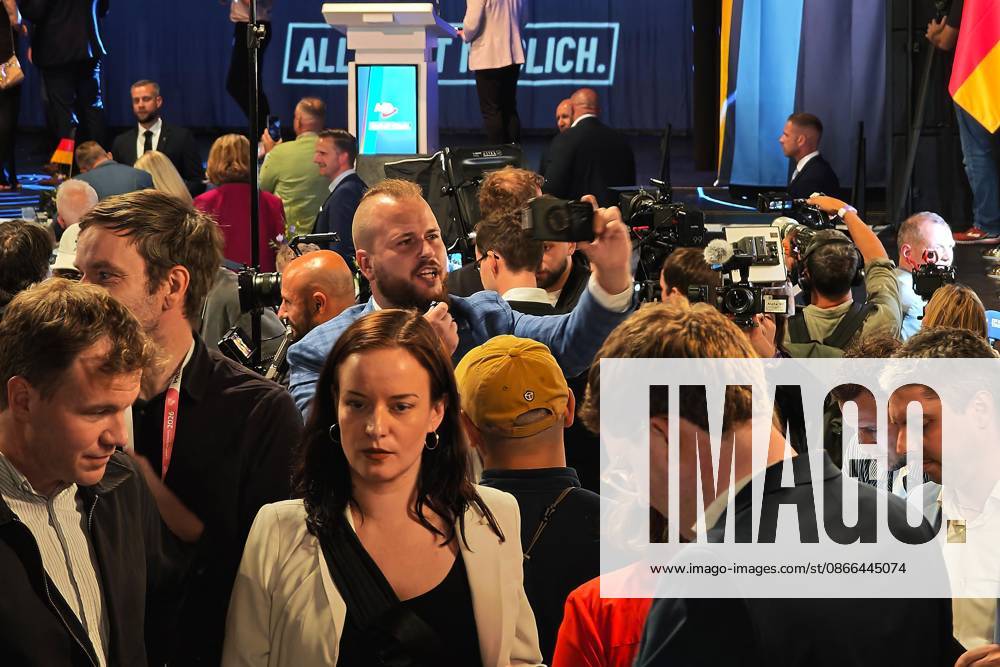 Magdeburg, Saxony-Anhalt, Germany, September 6, 2026, Altes Theater: AfD election party for the 2026 state election. Streamer Matthäus Westfal, also known as Aktivist Mann, is seen in the press area.