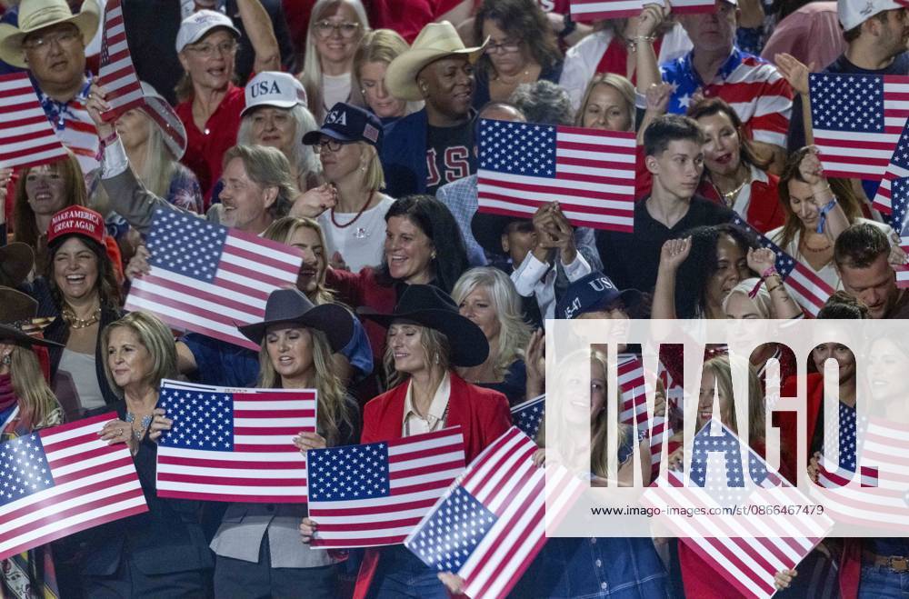 Audience members on stage cheer during the first day of the Dallas 2026 Republican RNC National Mid-Term Convention at the American Airlines Center September 9, 2026. Dallas United States - ZUMAd150 20260909_znp_d150_016