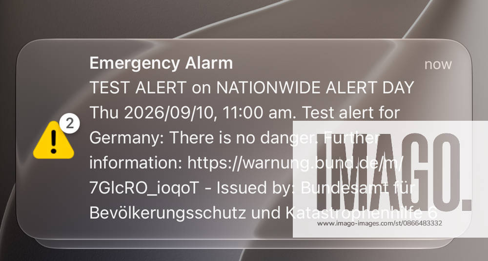 Germany, Europe: Close-up of a cell broadcast test alert on a smartphone during the nationwide alert day. The emergency alert from the Federal Office for Civil Protection and Disaster Assistance (BBK) provides information about a test alert with no actual danger. Stock image related to civil protection, disaster response, warning systems, crisis preparedne