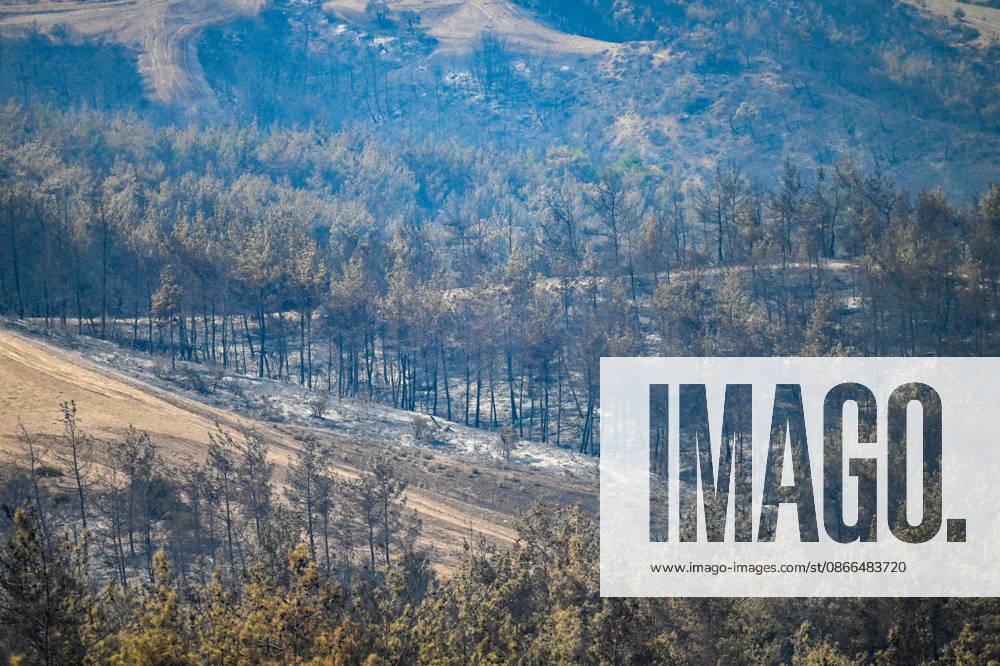 Efforts continue to contain forest fire in Adana ADANA, TURKIYE - SEPTEMBER 10: An aerial view shows areas damaged by a wildfire that started in Kozan district and spread to some neighborhoods in the Imamoglu and Aladag districts of Adana, Turkiye on September 10, 2026, as efforts continue to bring the fire under control. Eren Bozkurt Anadolu Adana Turkey. Editorial use only. Please get in touch for any other usage.