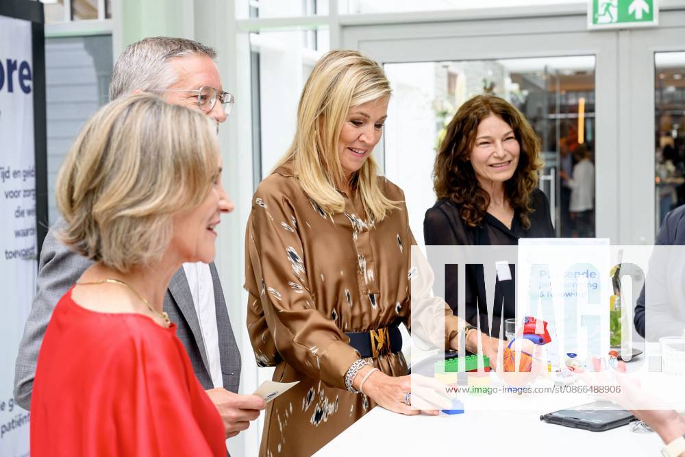 Queen Maxima Attends Less Is More Symposium - Netherlands Queen Máxima of the Netherlands attends the Less is More symposium, a movement promoting appropriate care in the Netherlands, during an event organized by the national Care Evaluation and Appropriate Use (ZE&GG) program at Green Village in Nieuwegein, Netherlands on September 10, 2026. Photo by Bruno Press ABACAPRESS.COM Nieuwegein Netherlands
