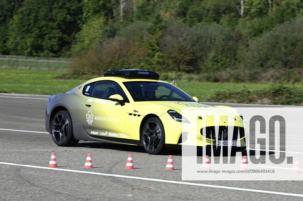 Self Driving System By Aidoptation SINT-TRUIDEN, BELGIUM - SEPTEMBER 10: Demonstration of the autonomous driving system developed by the Belgian high-tech company Aidoptation. Aidoptation has obtained authorization to test a fully autonomous Level 4 driving system on Belgian highways at speeds of up to 120 km h. Testing began on the E313 and E314, and the car has already traveled nearly 200 km on the highway. on September 10, 2026 in Sint-Truiden, Belgium, 10 09 2026 Sint-Truiden Belgium