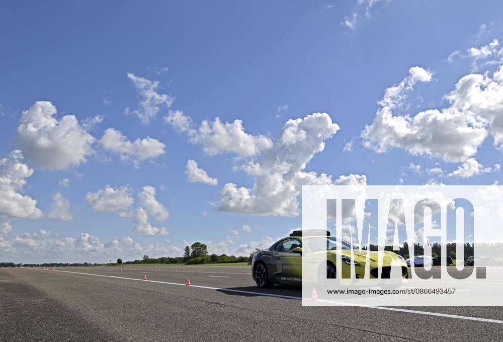 Self Driving System By Aidoptation SINT-TRUIDEN, BELGIUM - SEPTEMBER 10: Demonstration of the autonomous driving system developed by the Belgian high-tech company Aidoptation. Aidoptation has obtained authorization to test a fully autonomous Level 4 driving system on Belgian highways at speeds of up to 120 km h. Testing began on the E313 and E314, and the car has already traveled nearly 200 km on the highway. on September 10, 2026 in Sint-Truiden, Belgium, 10 09 2026 Sint-Truiden Belgium