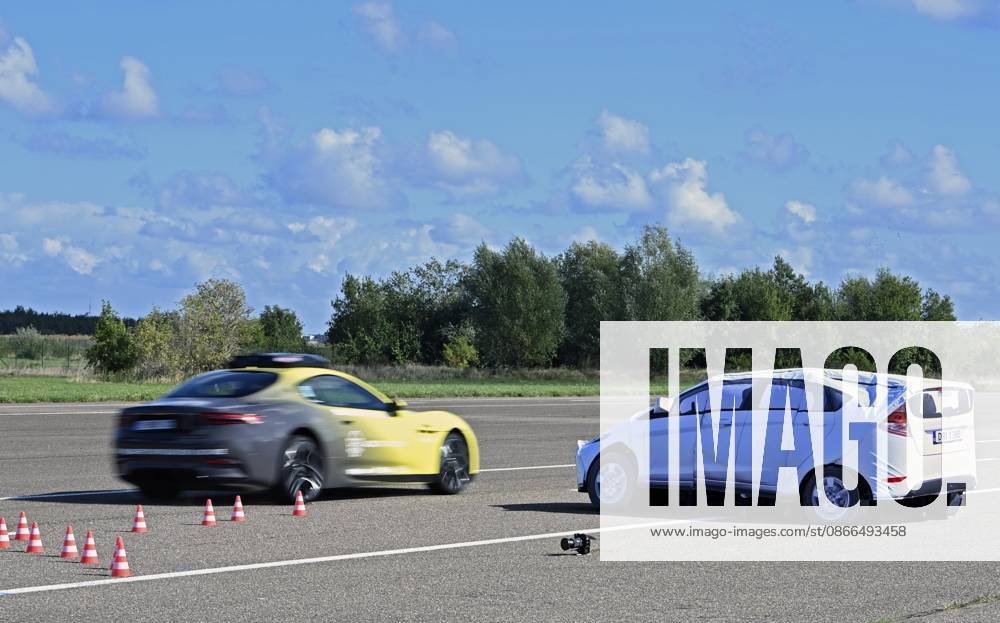 Self Driving System By Aidoptation SINT-TRUIDEN, BELGIUM - SEPTEMBER 10: Demonstration of the autonomous driving system developed by the Belgian high-tech company Aidoptation. Aidoptation has obtained authorization to test a fully autonomous Level 4 driving system on Belgian highways at speeds of up to 120 km h. Testing began on the E313 and E314, and the car has already traveled nearly 200 km on the highway. on September 10, 2026 in Sint-Truiden, Belgium, 10 09 2026 Sint-Truiden Belgium