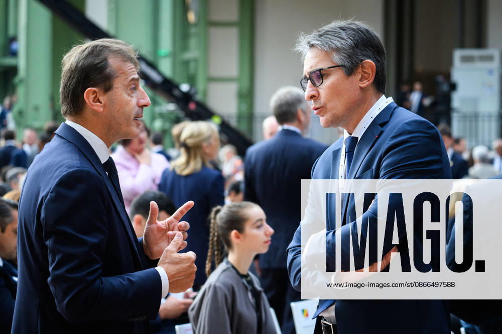 Guillaume Faury, CEO of Airbus, speaks with Patrick Caine, CEO of Thales, during the International Space Summit at the Grand Palais in Paris, France, on September 10, 2026. Caught between the United States and China, Europe intends to defend its position at the first international summit in Paris—an event snubbed by the American giants and one that the German chancellor, despite being a co-organizer, is not attending. Eric Tschaen Pool Bestimage International Space Summit at the Grand Palais in Paris on September 10, 2026 Caught between the United States and China, Europe intends to defend its position at the first international summit in Paris—an event snubbed by the American giants and attended without the German chancellor, one of the e