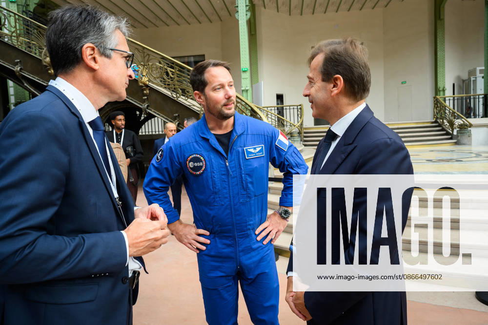 Patrick Caine, CEO of Thales, astronaut Thomas Pesquet, and Guillaume Faury, CEO of Airbus, at the International Space Summit at the Grand Palais in Paris, France, on September 10, 2026. Caught between the United States and China, Europe intends to defend its position at the first international summit in Paris—an event snubbed by the American giants and one in which the German chancellor, despite being a co-organizer, is not participating. Eric Tschaen Pool Bestimage International Space Summit at the Grand Palais in Paris on September 10, 2026 Caught between the United States and China, Europe intends to defend its position at the first international summit in Paris—an event snubbed by the American giants and attended without the German ch