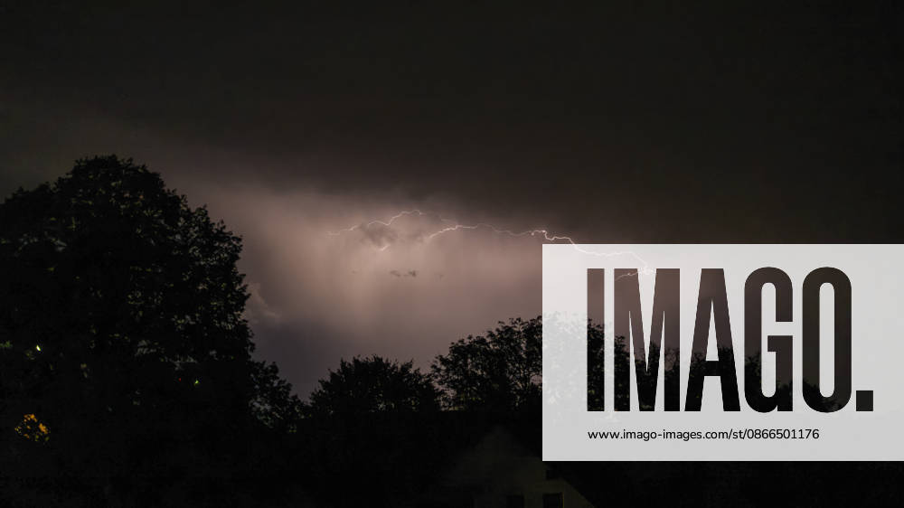 summer thunderstorms, heat, and high temperatures, followed by severe thunderstorms with flashes of lightning in the high thunderclouds in the sky above the spa town of Bad Wörishofen in the Unterallgäu region of Bavaria, August 30, 2026, Summer thunderstorms August 30, 2026, Summer thunderstorms