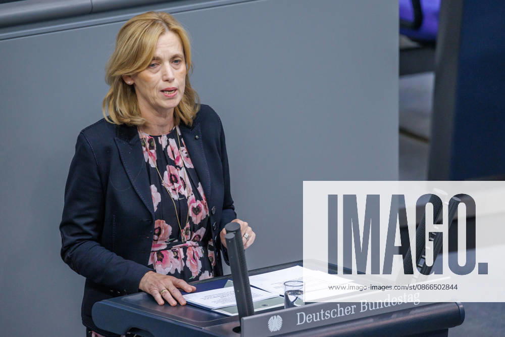 Bundestag: Karin Prien (CDU), Federal Minister for Family Affairs, in the German Bundestag on September 10, 2026, in Berlin, Berlin, Germany, Bundestag