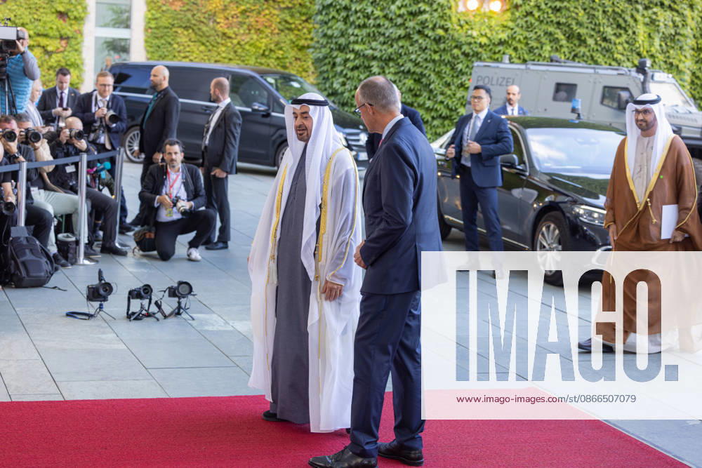 State Visit by His Highness the President of the United Arab Emirates, Sheikh Mohammed bin Zayed Al Nahyan, to the Federal Republic of Germany; Berlin, September 10, 2026—Chancellor Friedrich Merz welcomes the President of the United Arab Emirates, Sheikh Mohammed bin Zayed Al Nahyan, at the Federal Chancellery