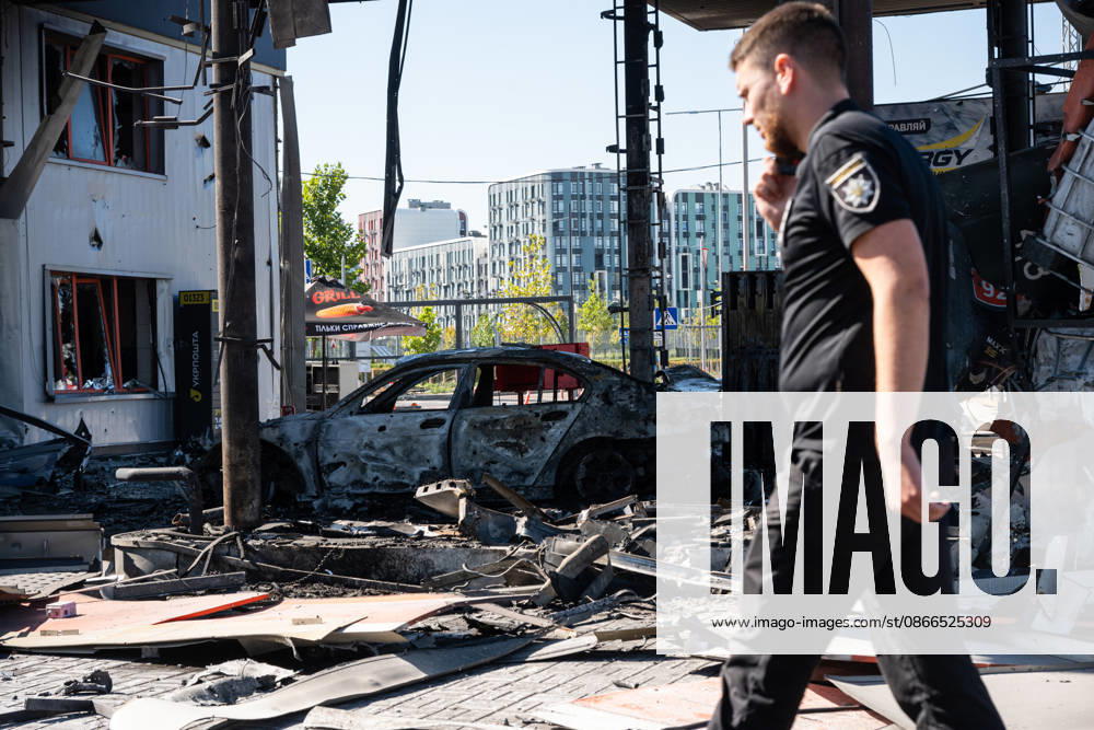 4 wounded in a Russian airstrike at a gas station in Kyiv KYIV, UKRAINE - SEPTEMBER 10: Aftermath of a Russian airstrike on a gas station in the Holosiivskyi district of Kyiv, Ukraine, on September 10, 2026. A Russian jet drone hit the gas station in Kyiv, severely damaging the building and injuring 4 people, 3 of whom were severely injured and required hospitalization. Danylo Antoniuk Anadolu Kyiv Ukraine. Editorial use only. Please get in touch for any other usage.