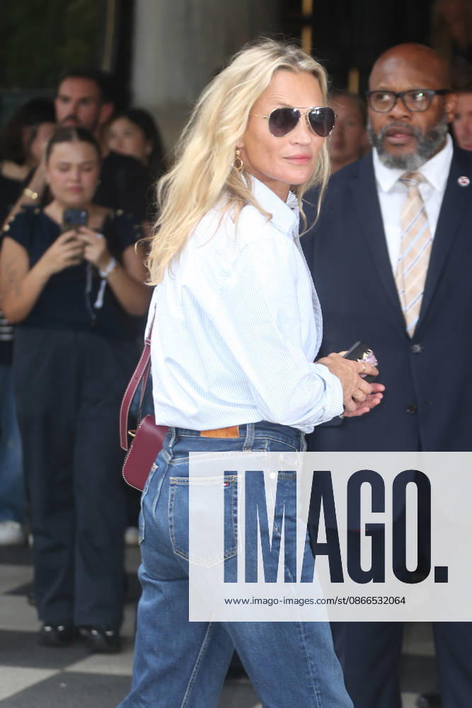 Kate Moss arrived at the Tommy Hilfiger Spring Summer 2027 show at the Plaza Hotel in New York City - ZUMAh16_ 20260910_zaf_h16_024