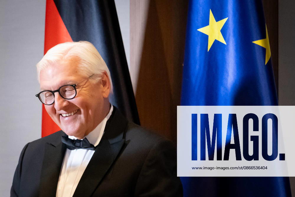 Federal President Frank-Walter Steinmeier, Berlin, Military Parade, Spreebogen, Federal President Frank-Walter Steinmeier, Berlin, Berlin, GER