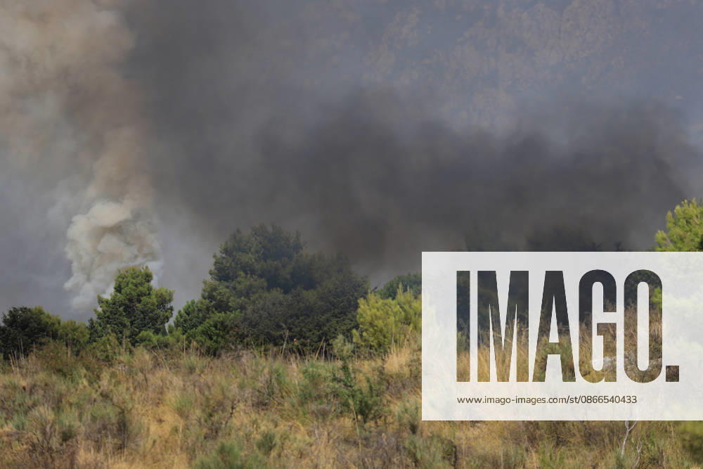 Wildfire near Palermo threatens homes in Giardinello, Sicily PALERMO, ITALY - SEPTEMBER 10: Flames and thick smoke rise from a forested area during a wildfire near Giardinello, close to Palermo on the island of Sicily, on September 10, 2026 in Palermo, Italy. The blaze began in the Carcatizzi area around midday a day earlier and spread rapidly, threatening nearby residential areas and damaging several homes. Firefighters battled the fire from the ground with fire engines and from the air with a firefighting aircraft and two helicopters. Alberto Lo Bianco Anadolu Sicily Italy. Editorial use only. Please get in touch for any other usage.