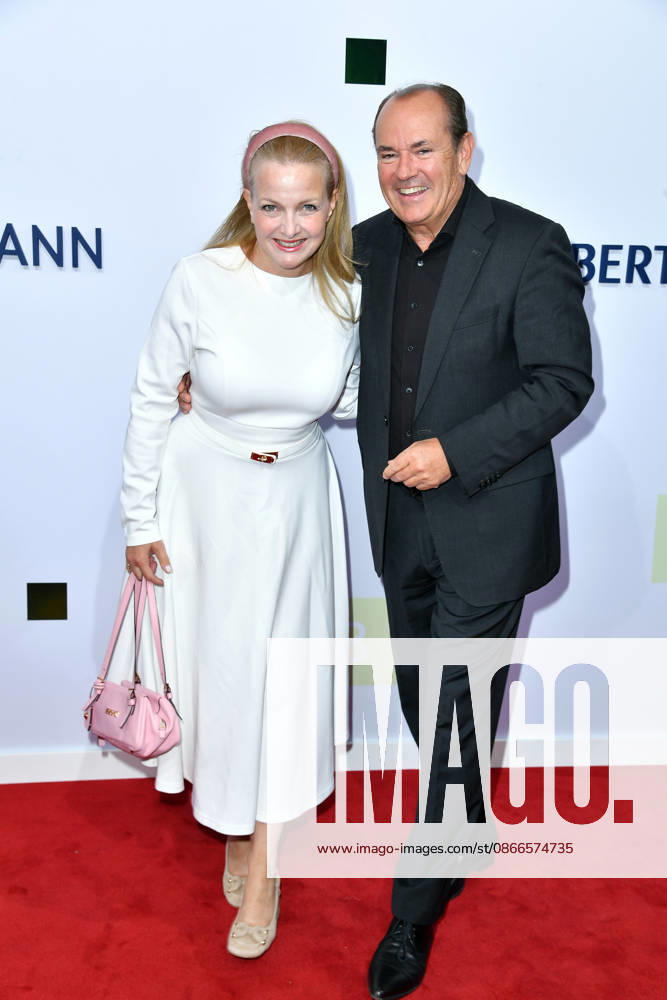 Wolfram Kons with his wife, Alexa Apermann, at the 2026 Bertelsmann Party at the Bertelsmann representative office in Berlin on September 10, 2026