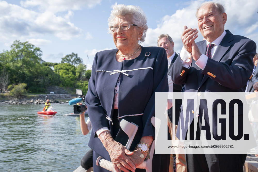 New rescue boat is christened FILE PHOTO Princess Astrid has died Oslo 20190814 Princess Astrid, Mrs. Ferner, and Erling Lorentzen are present at the christening of the lifeboat Princess Ragnhild on Bygdøy. It is Lorentzen, Princess Ragnhild’s husband until her death in 2012, who donated the funds for the new lifeboat. Photo: