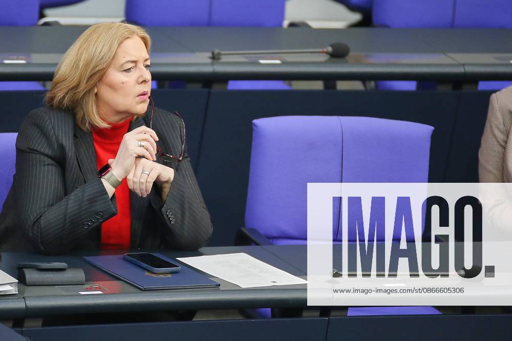 German Bundestag 94th Session of the Bundestag Budget Week Federal Minister of Labor and Social Affairs Bärbel Bas (SPD)