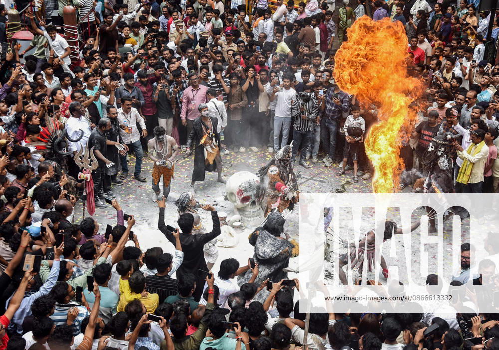 Tanha Pola celebrations in Nagpur Nagpur, Sep 11 (ANI): An artist performs a fire-breathing stunt in the Kali Marbat and Pili Marbat procession, organised as part of the Tanha Pola celebrations, in Nagpur on Friday. Nagpur Maharashtra India