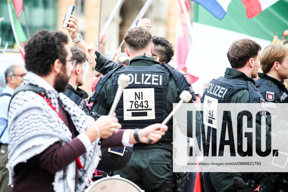 Hanover, Germany, Europe: Participants in a pro-Palestinian demonstration gather at Hanover Central Station on September 11, 2026. The photo shows demonstrators holding Palestinian flags, posters, and banners during the public rally.