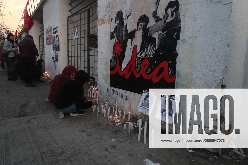 Santiago, September 11, 2026. On Friday afternoon, groups of people gathered at the National Stadium to remember their loved ones, who had been taken there after it was converted into a detention center. Carlos Santibánez Aton Chile, Aton 1189684
