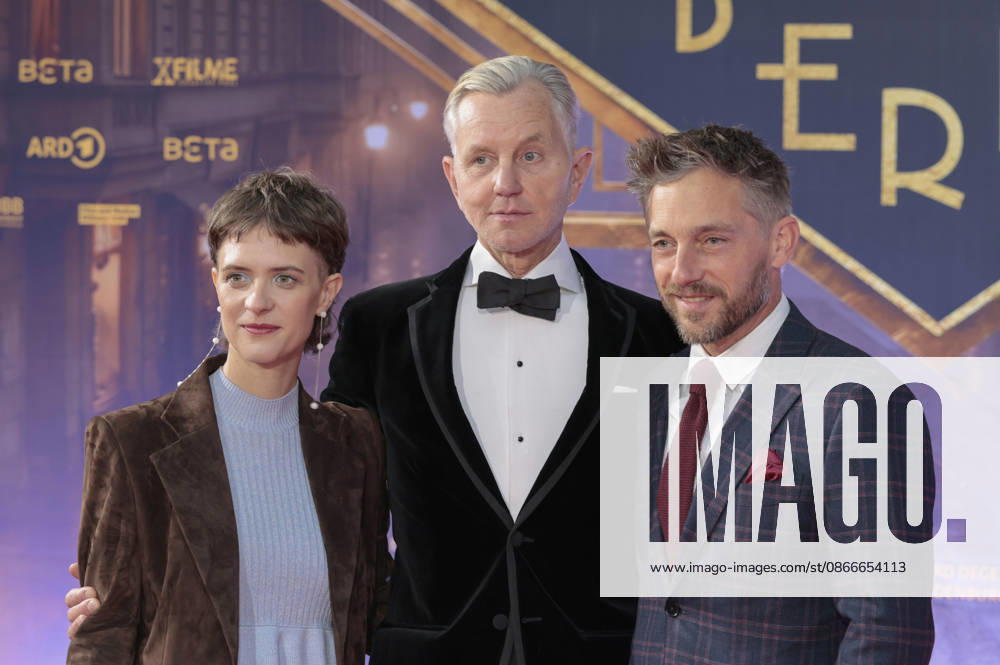 Liv Lisa Fries, Max Raabe, and Volker Bruch at the premiere of the fifth and final season of the TV series *Babylon Berlin* at the Naturstrom Open-Air Cinema in Cologne, September 11, 2026 Foto:xR.xSchmiegeltx xFuturexImagex babylon_6937