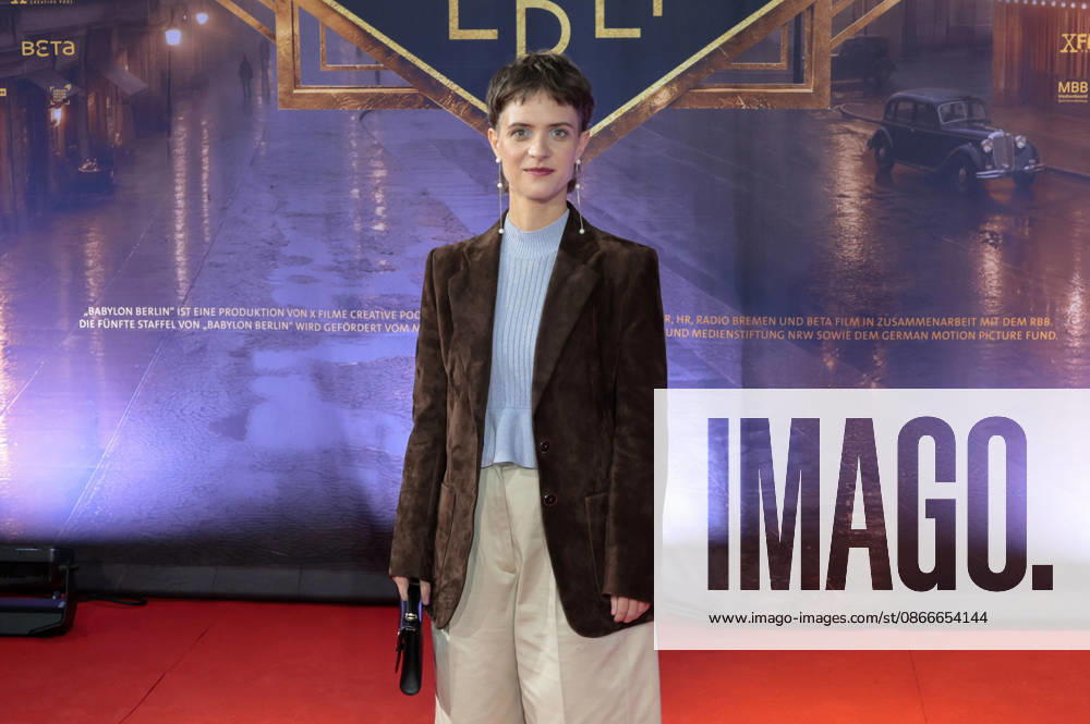 Liv Lisa Fries at the premiere of the fifth and final season of the TV series *Babylon Berlin* at the Naturstrom Open-Air Cinema in Cologne, September 11, 2026 Foto:xR.xSchmiegeltx xFuturexImagex babylon_6950