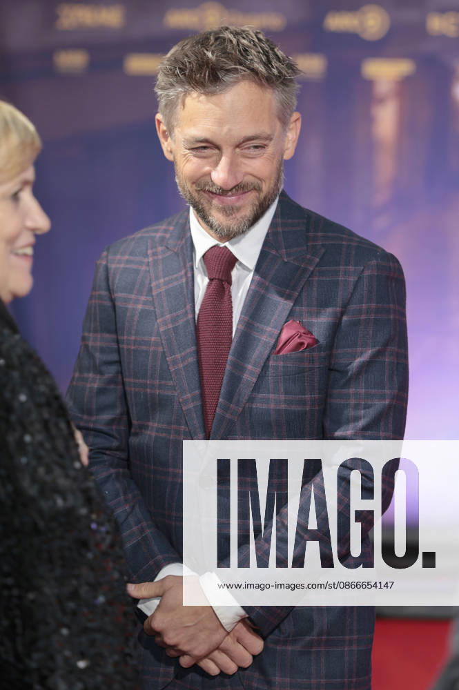 Volker Bruch at the premiere of the fifth and final season of the TV series *Babylon Berlin* at the Naturstrom Open-Air Cinema in Cologne, September 11, 2026 Foto:xR.xSchmiegeltx xFuturexImagex babylon_6952
