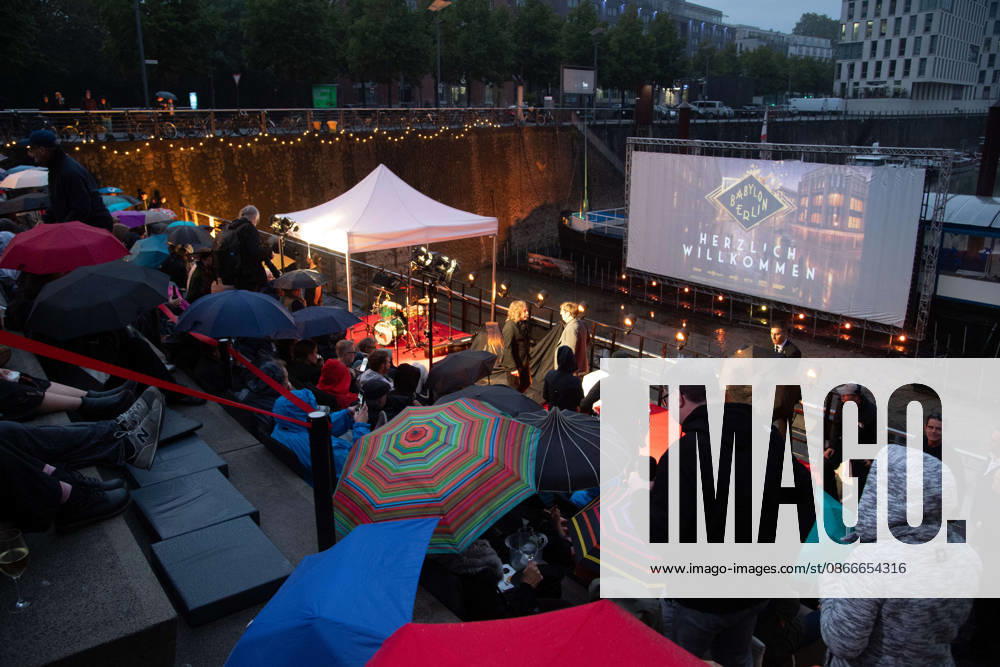 The open-air movie theater at Rheinauhafen in Cologne, Red Carpet, Red Carpet Show, Arrival, premiere of the final season of *Babylon Berlin* on September 11, 2026, at the Naturstrom Open-Air Movie Theater at Rheinauhafen in Cologne,
